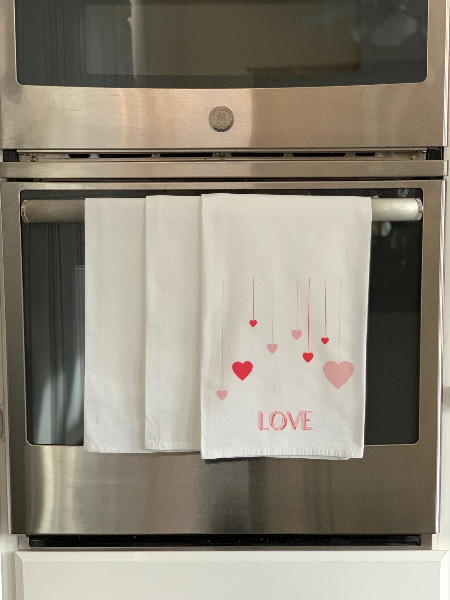 100% Cotton Valentine Love Hearts Flour Sack Kitchen Towel. Flour Sack Boutique