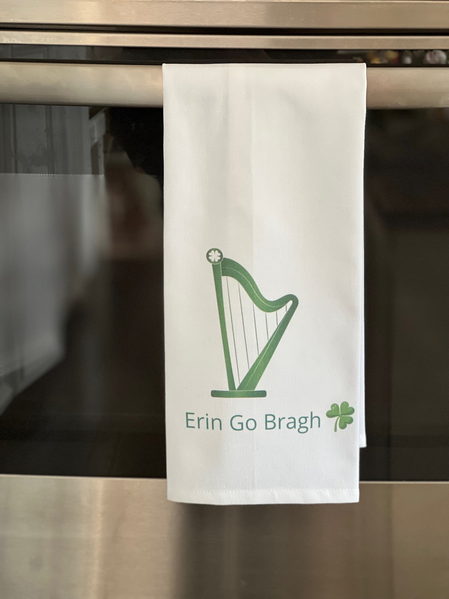St. Patrick's Day Irish Harp 100% Cotton Kitchen Towel. Flour Sack Boutique